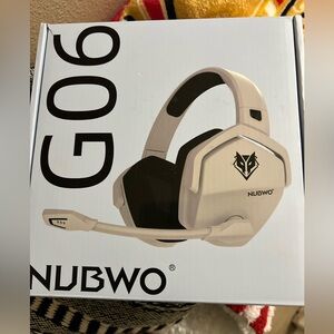 NUBWO White and Black Gaming Headset